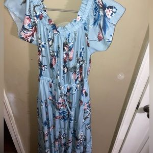 Latiste long blue floral dress